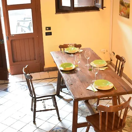 Holiday home Locazione Turistica *